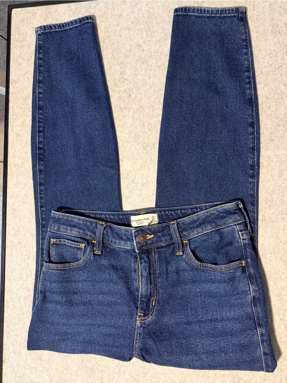 Abercrombie & Fitch The Skinny High Rise Dark Wash Jeans 29 8R